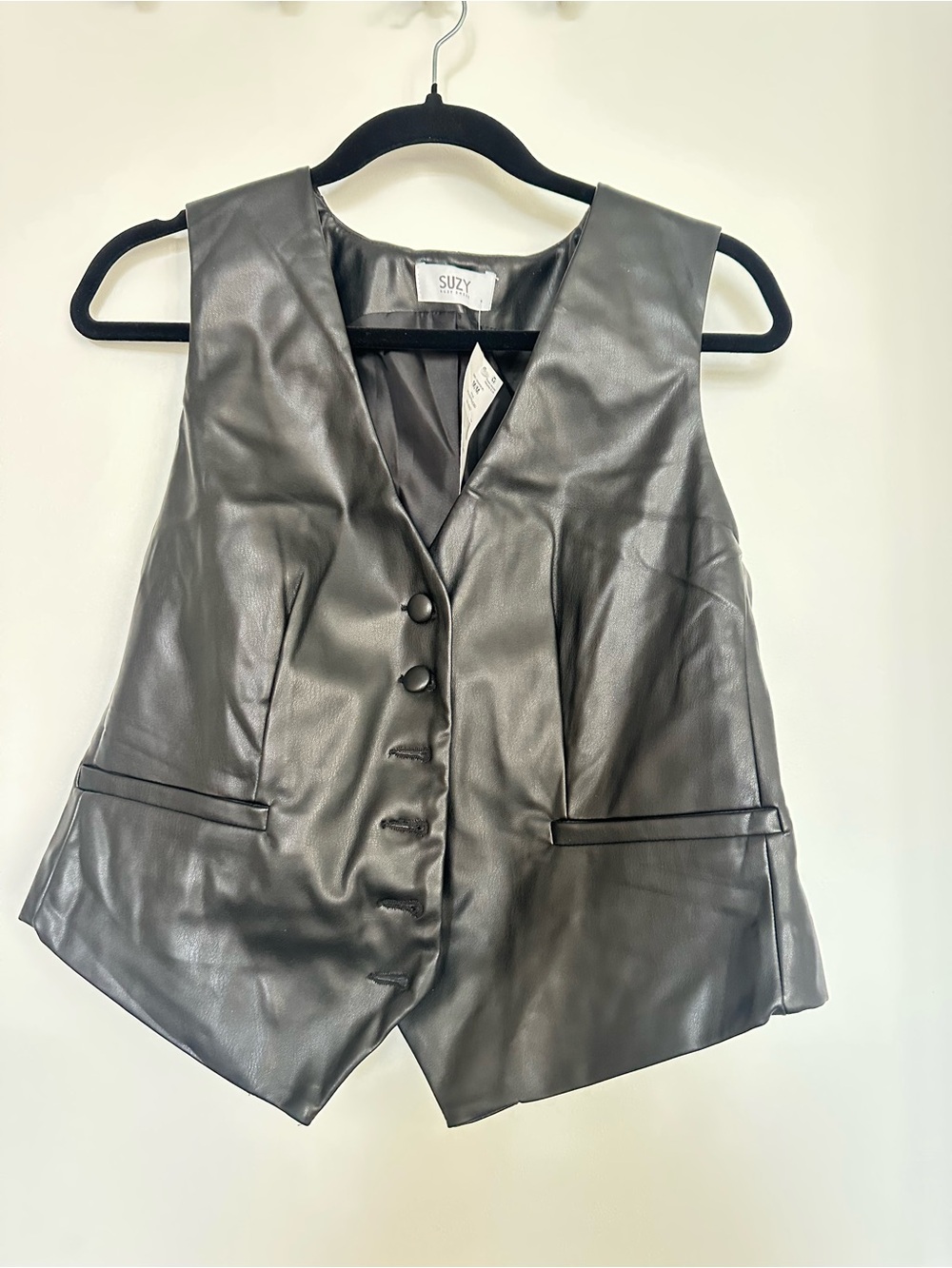 Suzy Shier Faux Leather Vest Black Size Medium NWT